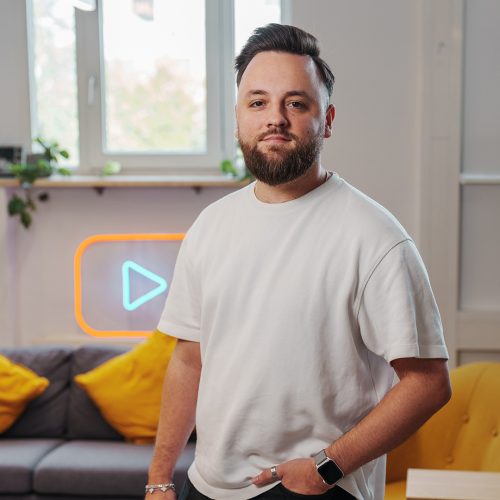 Klein aber YouTube Team Phillip Behn 03 1
